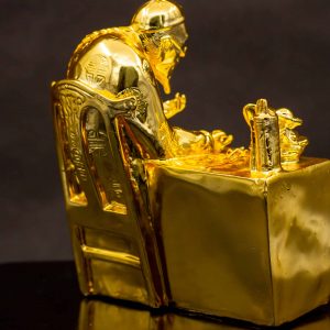 Ông Quản Gia - Mạ Vàng 24K
