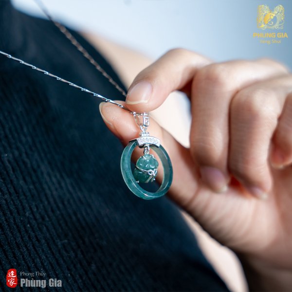 Ngọc Lam Nhất Chi Bảo